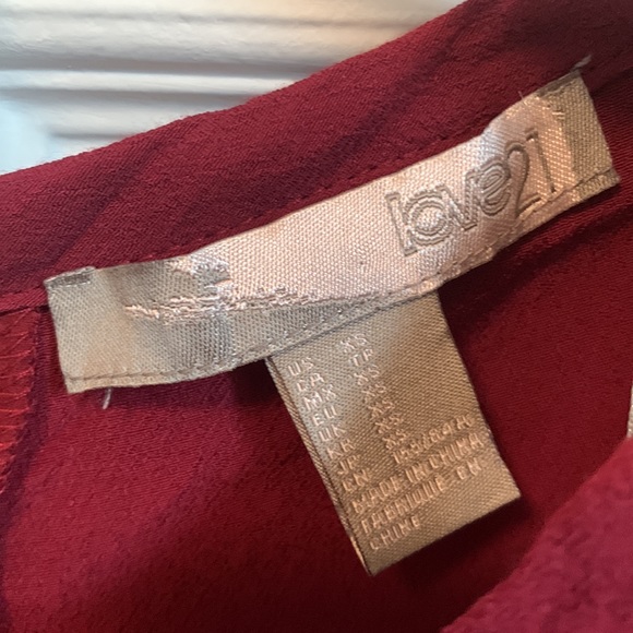 Forever21 Red tank (long) - Picture 4 of 4